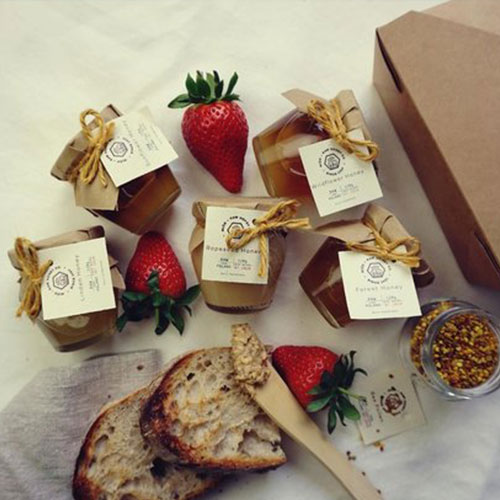 Strawberries & Bread & Spread
